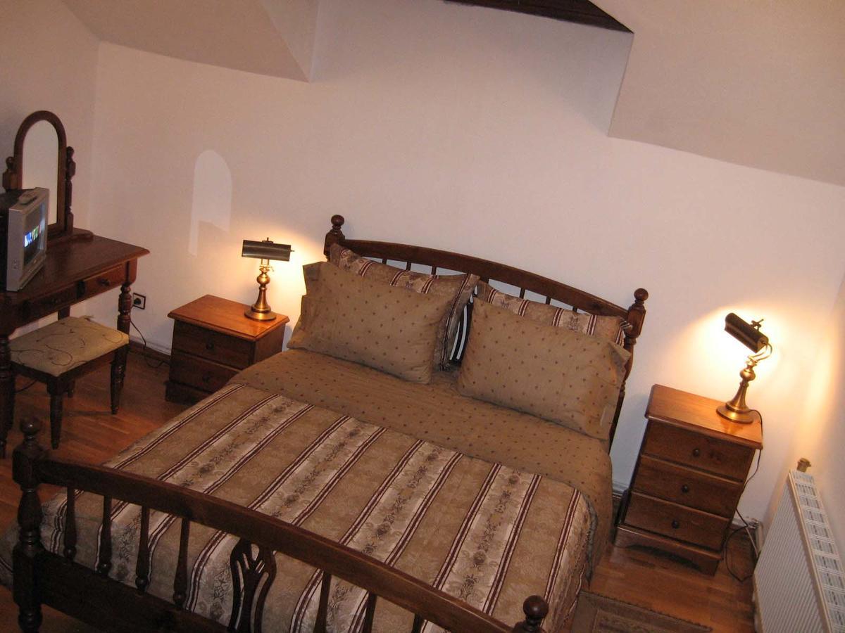 Castle Cottage Bed & Breakfast Belogradchik Exterior photo